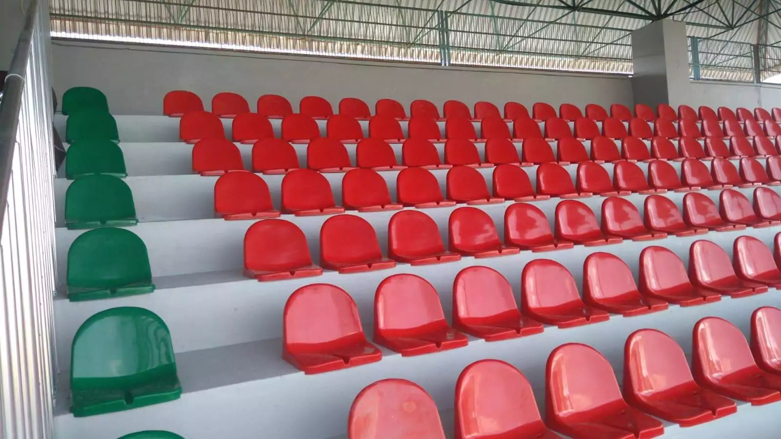 Plastik Konser Koltukları